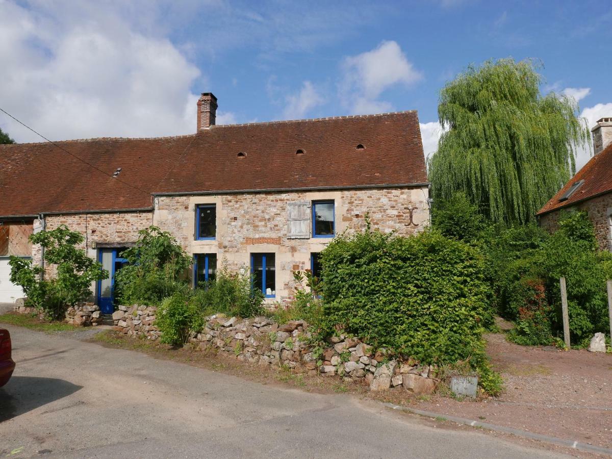 La Cage Aux Oiseaux Bed & Breakfast La Lande-de-Goult Екстериор снимка